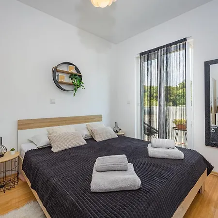 Appartamento Studio Apartman Marly