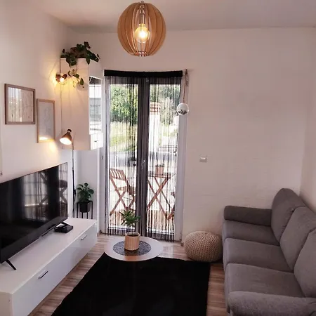 דירה Studio Apartman Marly