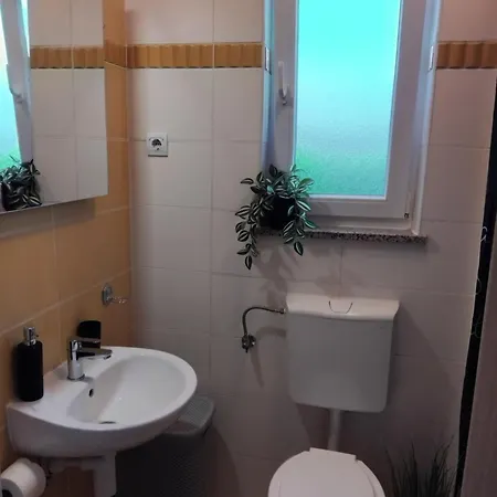 Studio Apartman Marly דירה פולה