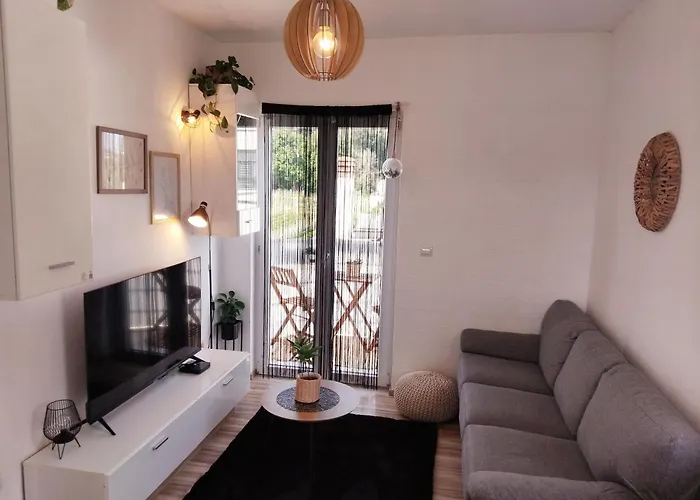 公寓 Studio Apartman Marly