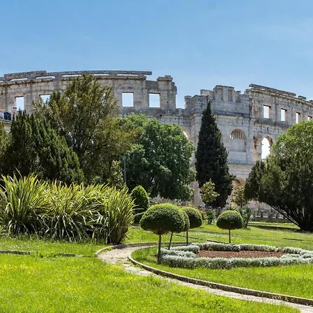 Studio Apartman Marly Pula